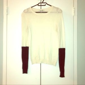 😍 4/$25 or 2/$15 Color Block Sleeve Light Sweater